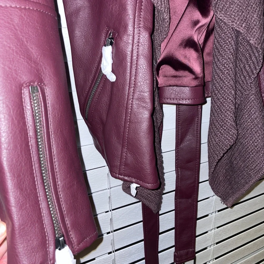 Jacket - Picture 2 of 3